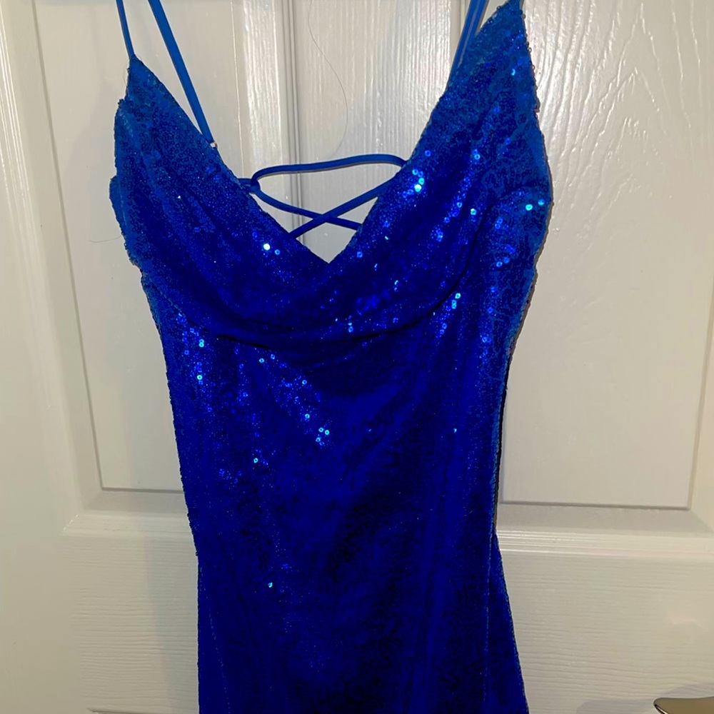 LUCY IN THE SKY Kailani Sequin Cowl Neck Dress size large